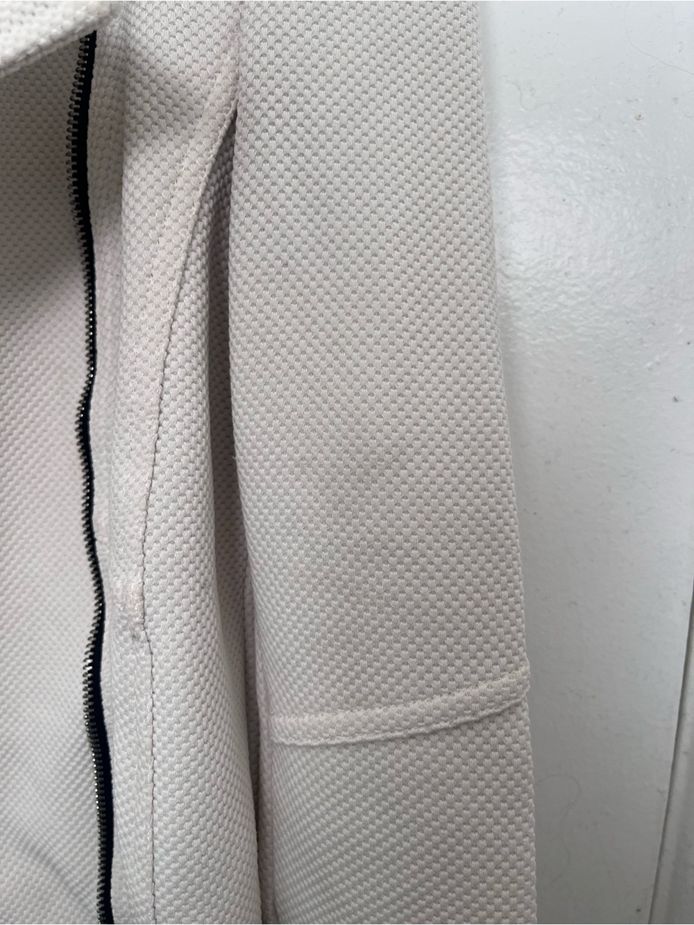 Express White Jacket - Picture 2 of 5